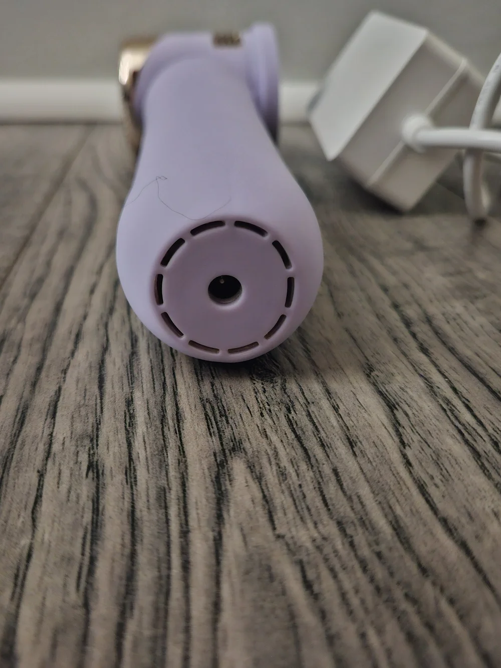 Foreo Peach 2 go in excellent, like-new condition!